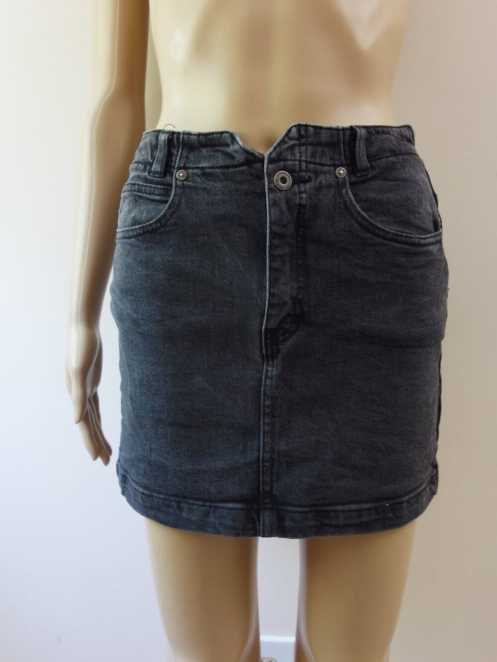 We the free She's All That Denim Grey Mini Skirt (W26) EUC